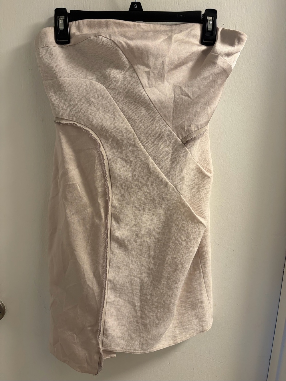 BCBGMAXAZRIA Runway Beige Strapless Asymmetric Raw Hem Mini Dress Size 4